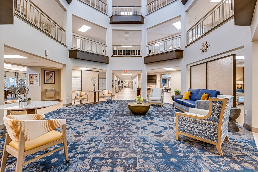 Vista Del Rio atrium
